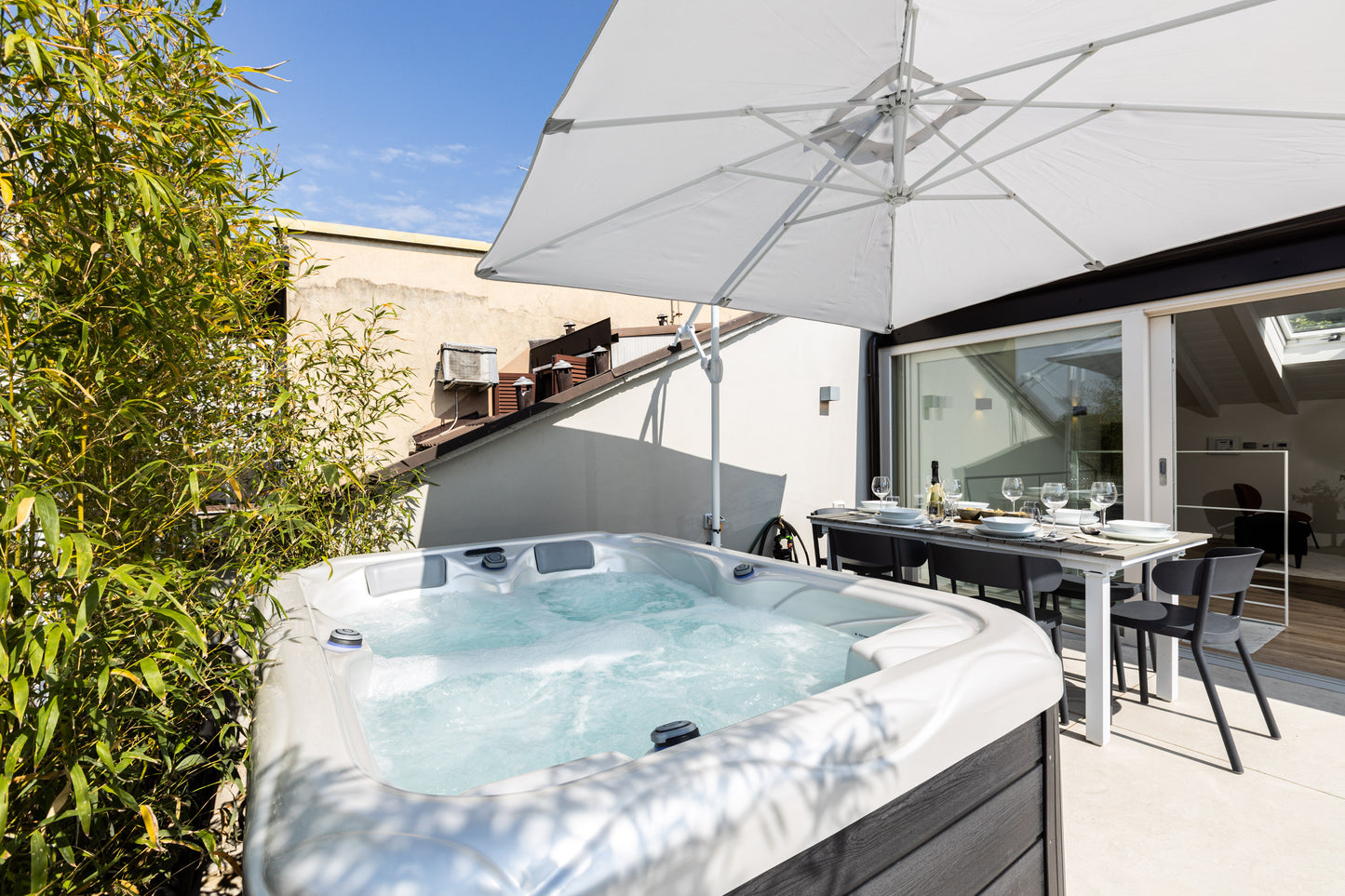 Villa In Milan City center - Italy